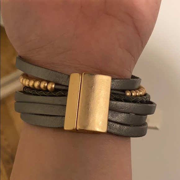 Bracelet! - Picture 2 of 2